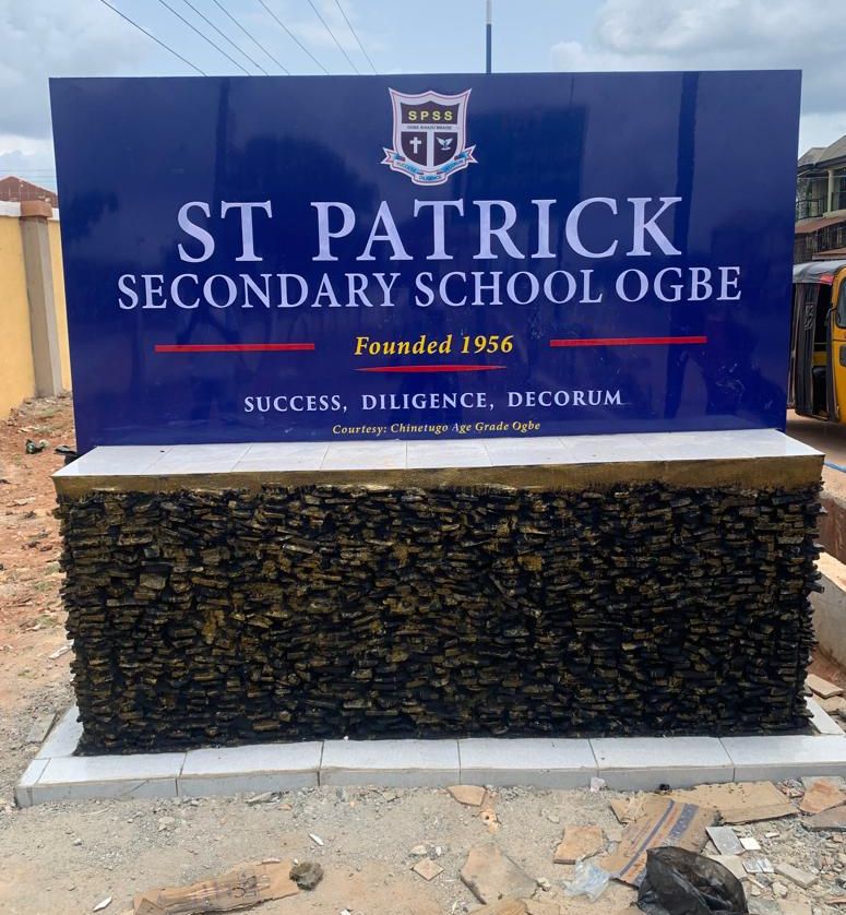 School Monument Landmark Founded 1956
